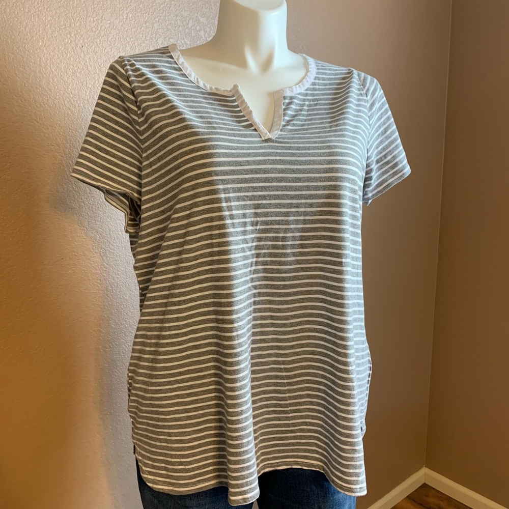 Lane Bryant Top With Eyelet Back Size 18/20